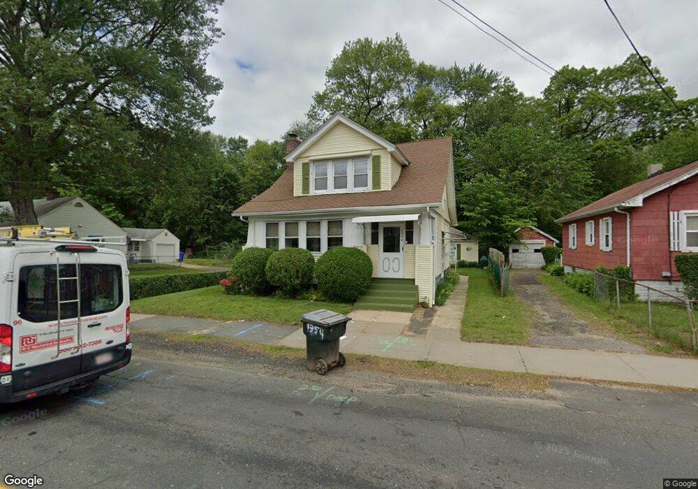 1354 Bay St, Springfield, MA 01109 - photo 1