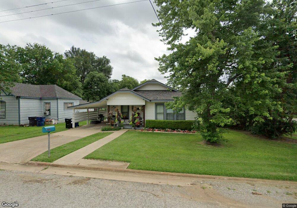 946 Chase St, Denison, TX 75020 - photo 1