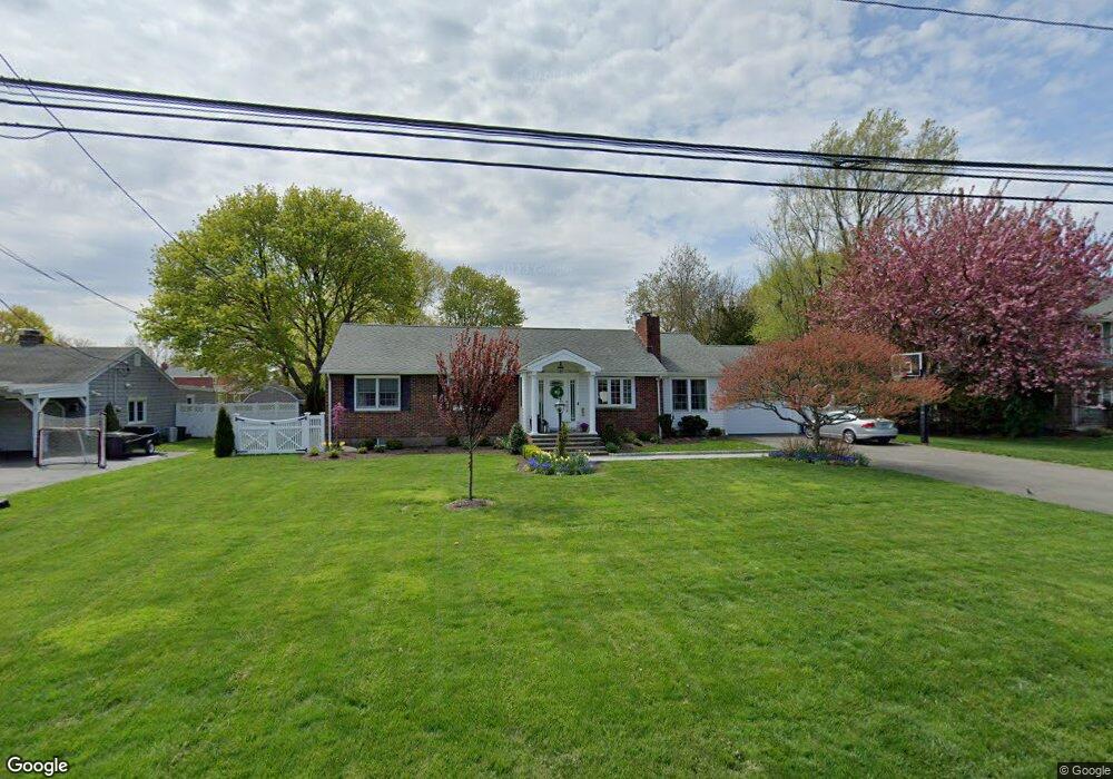 637 Prospect Dr, Stratford, CT 06615 - photo 1