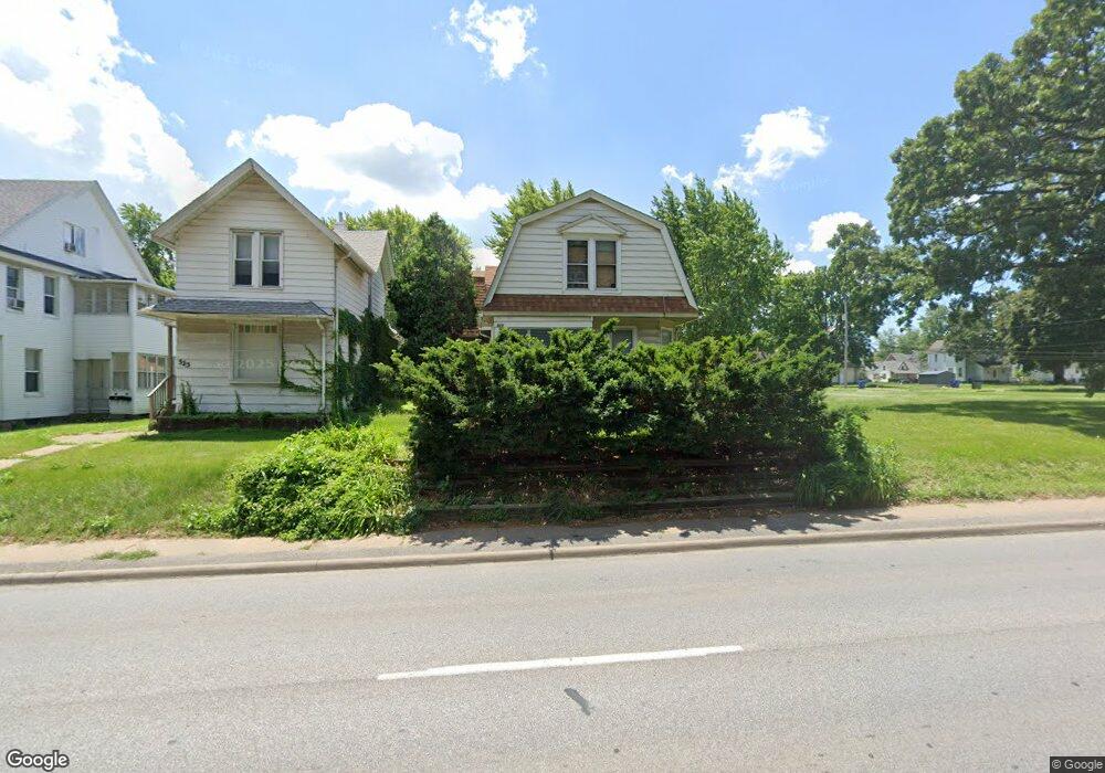 529 W Locust St, Davenport, IA 52803 - photo 1