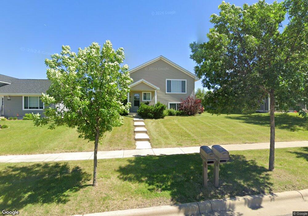 1013 Benjamin Dr, Alexandria, MN 56308 - photo 1