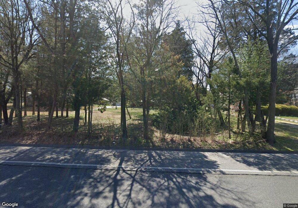 607 E Elmer Rd, Vineland, NJ 08360 - photo 1