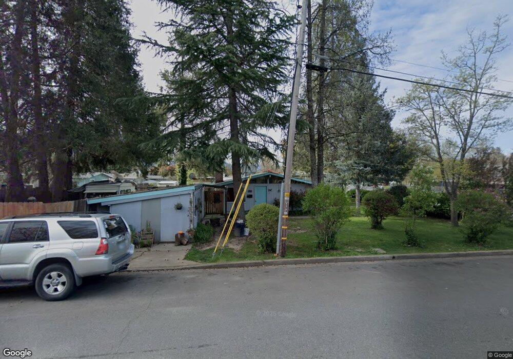 1003 SE Fern St, Grants Pass, OR 97526 - photo 1