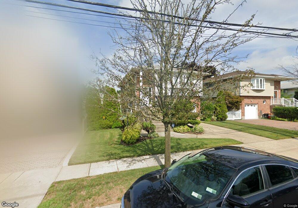 55 Barrymore Blvd, Franklin Square, NY 11010 - photo 1