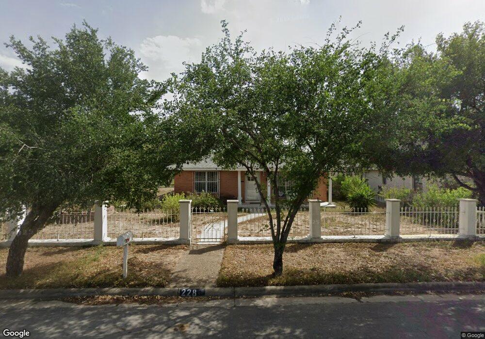 228 E Hawk Ave, Pharr, TX 78577 - photo 1