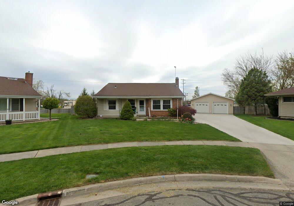 264 Renfrew Ct, Adrian, MI 49221 - photo 1