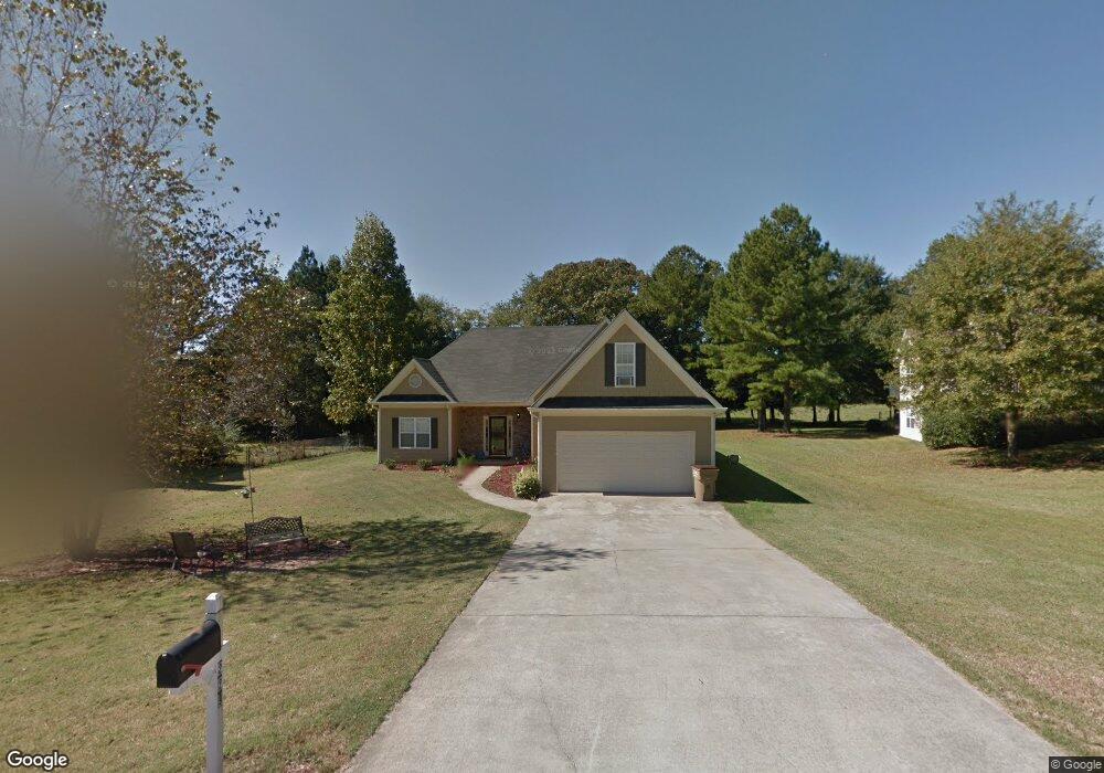 229 Legacy Dr, Hoschton, GA 30548 - photo 1