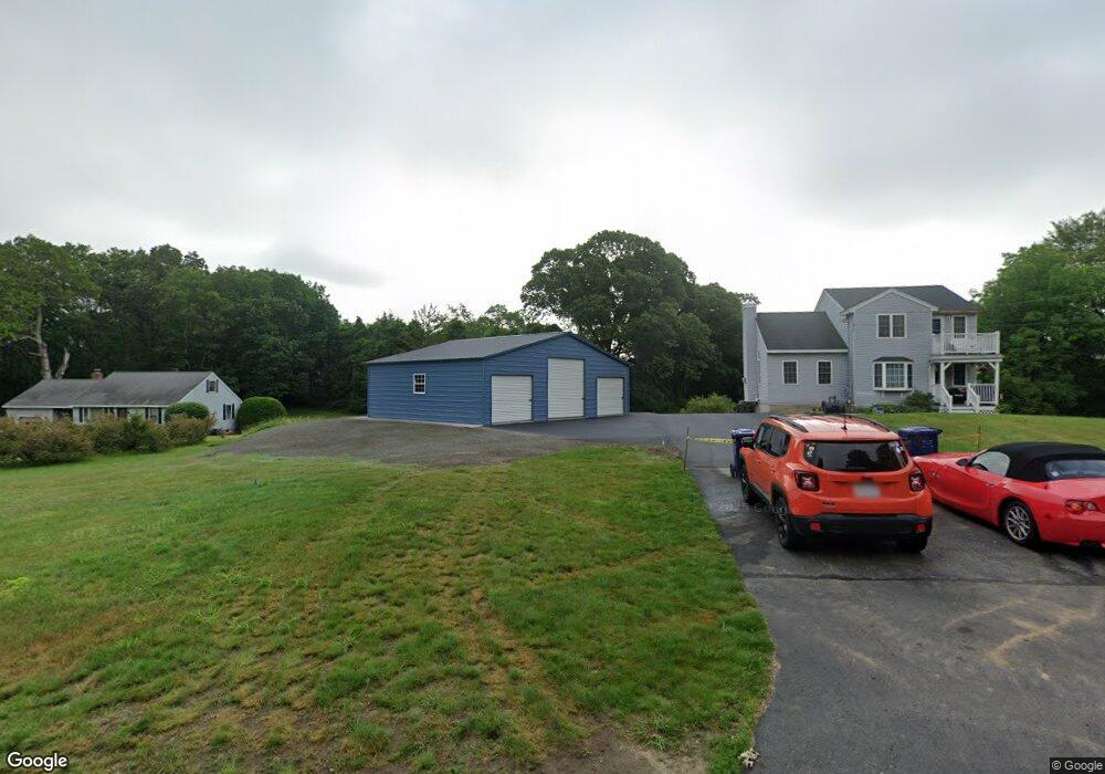 214 Phineas St, Dracut, MA 01826 - photo 1