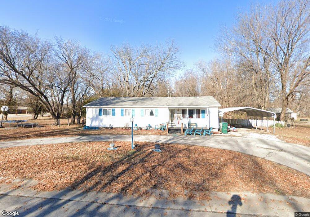 2515 Prospect Ave, Parsons, KS 67357 - photo 1