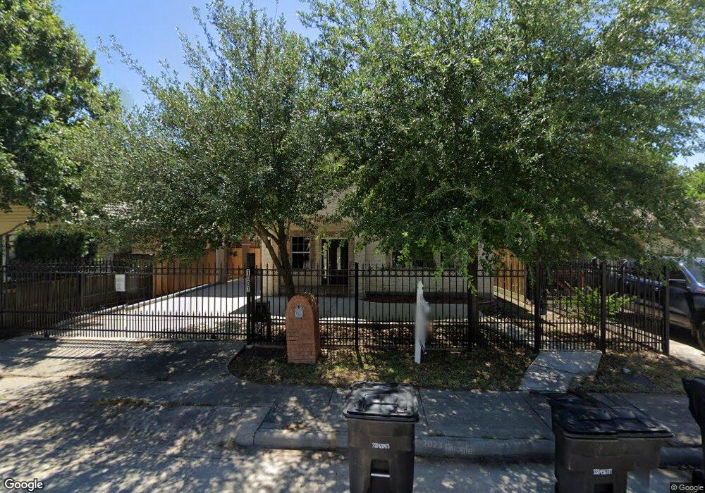 1007 Tabor St unit A, Houston, TX 77009 - photo 1