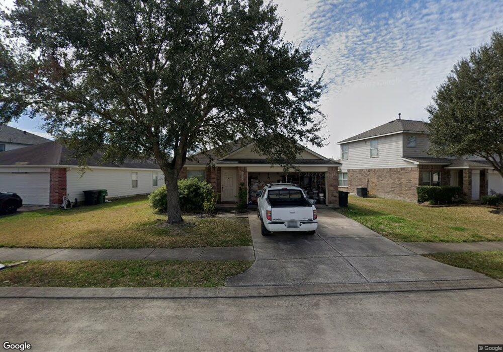 10206 Kinsdale Crossing Ln, Houston, TX 77075 - photo 1