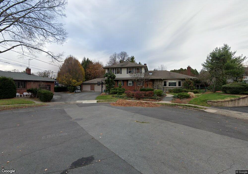 23 Chittenden Rd unit 1X, Fair Lawn, NJ 07410 - photo 1