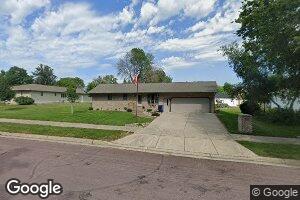 215 N Van Buren Ave, Springfield, MN 56087