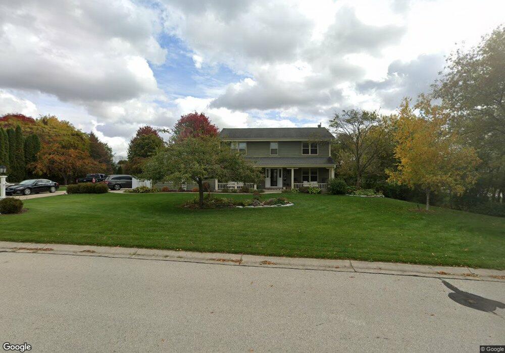 W148N7032 Terriwood Dr, Menomonee Falls, WI 53051 - photo 1