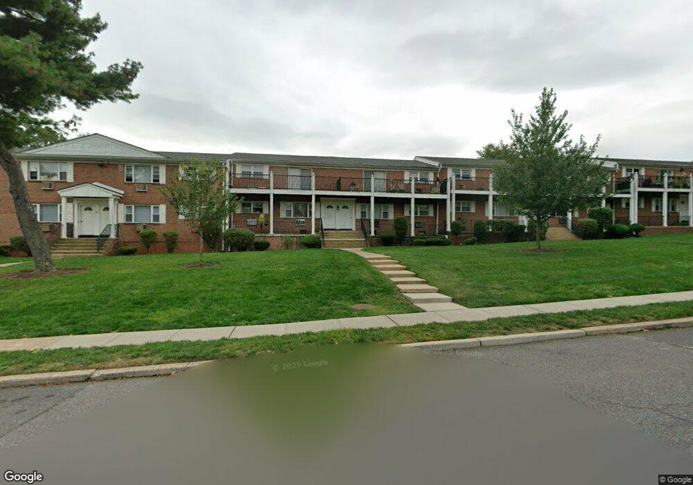 390 Hamilton St unit C, Somerset, NJ 08873 - photo 1