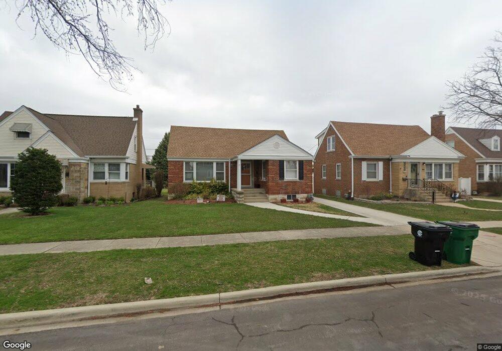 1611 Portsmouth Ave, Westchester, IL 60154 - photo 1