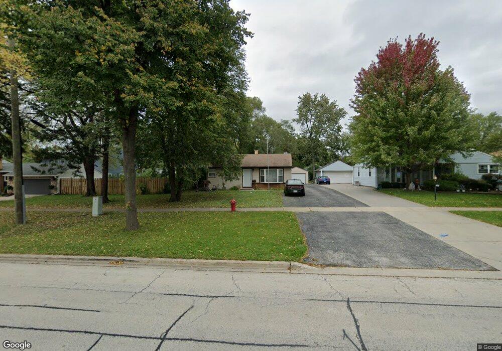 2902 Campbell St, Rolling Meadows, IL 60008 - photo 1