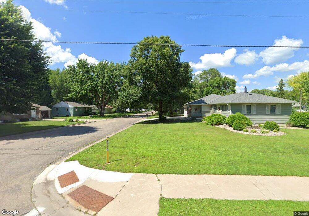 607 W Hammer Rd, Albert Lea, MN 56007 - photo 1