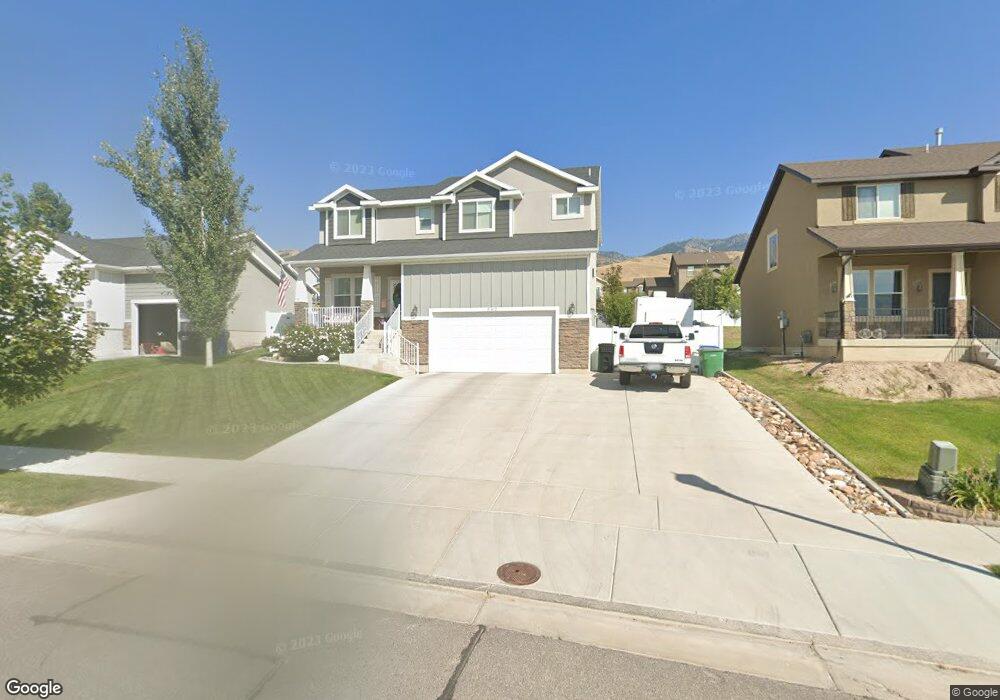 562 S Cardon Ridge Dr, Smithfield, UT 84335 - photo 1