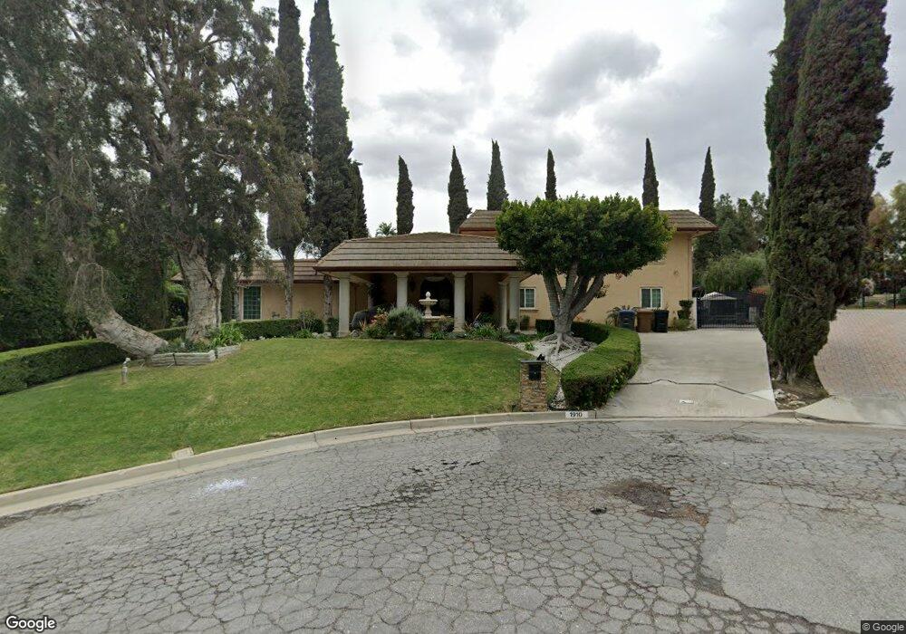 1910 Yucca Ave, Fullerton, CA 92835 - photo 1