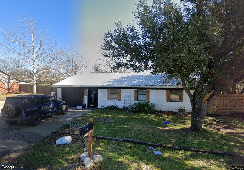 104 Lora Ln, Weatherford, TX 76088 - photo 1