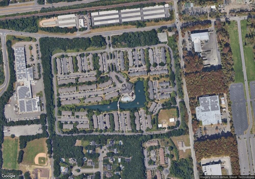 2 Victorian Ct unit 78, Holtsville, NY 11742 - photo 1