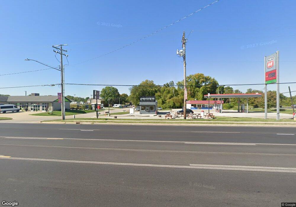 2615 N Center St, Maryville, IL 62062 - photo 1