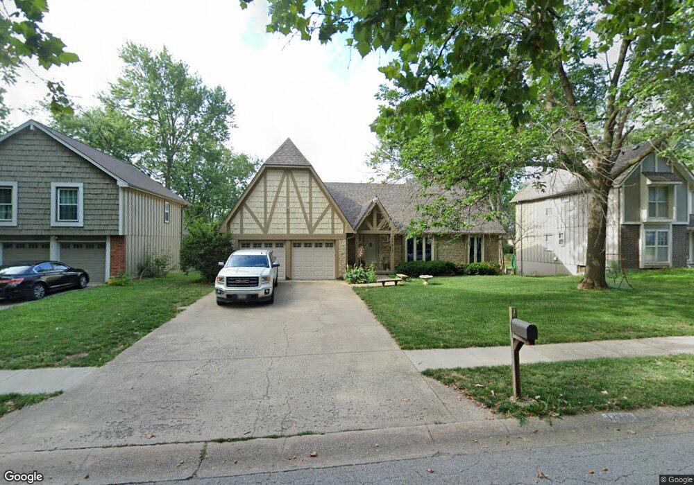 12613 W 69th St, Shawnee, KS 66216 - photo 1