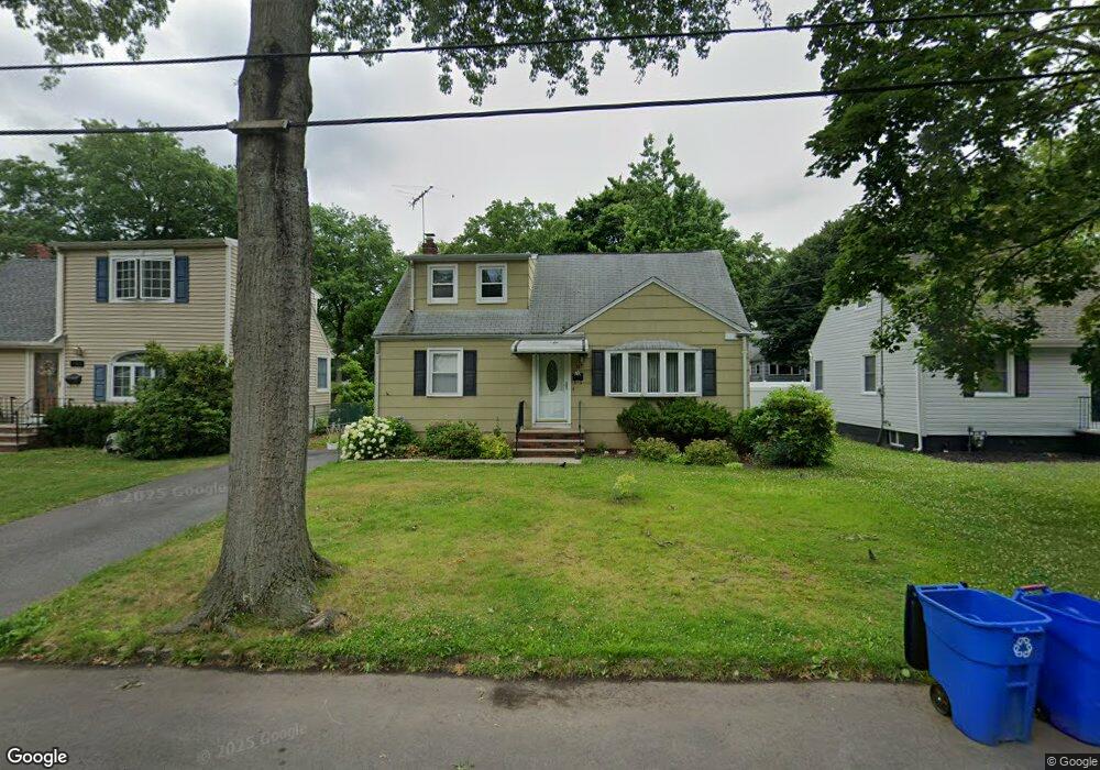 747 Brookside Rd, Rahway, NJ 07065 - photo 1