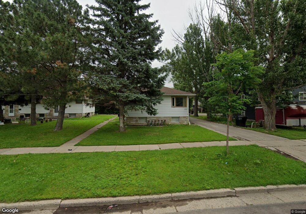 2505 9th St N, Fargo, ND 58102 - photo 1