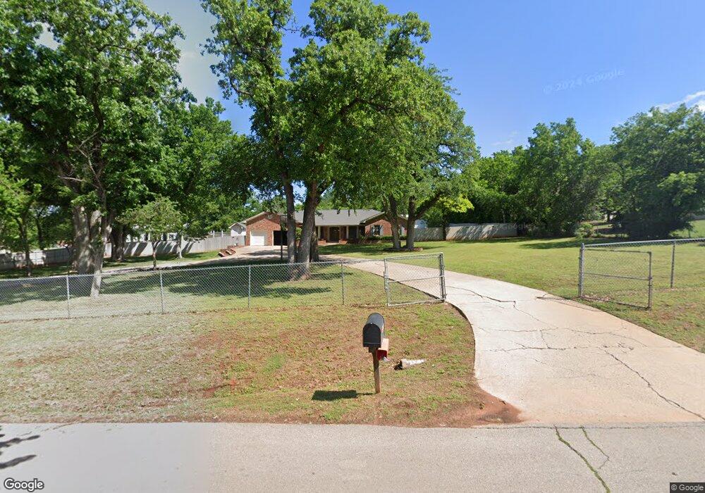 2505 Rambling Rd, Edmond, OK 73025 - photo 1