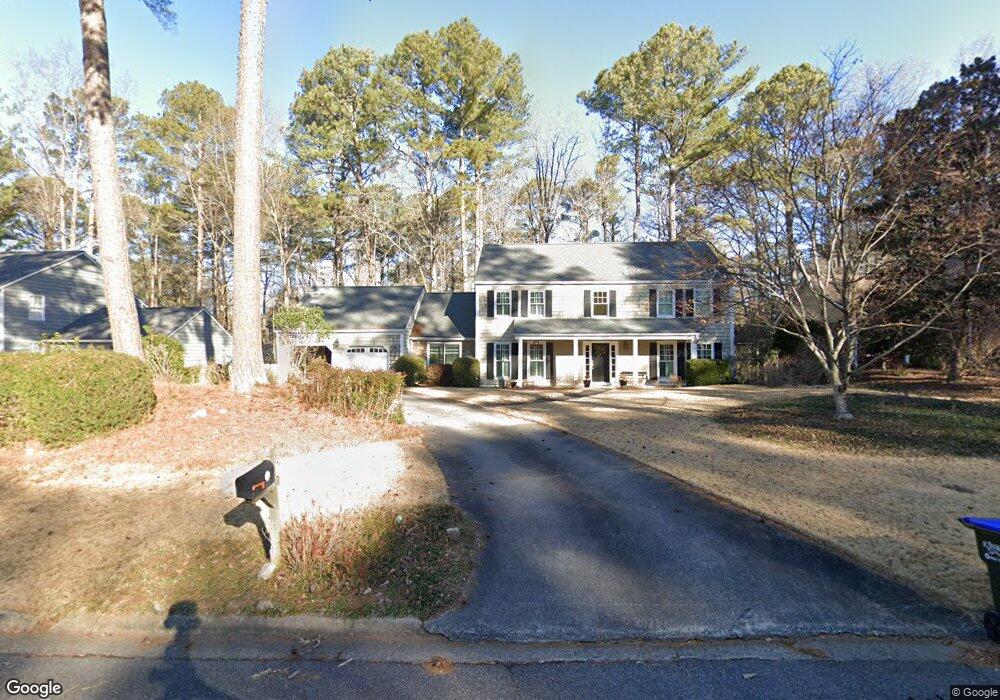 1060 N Shore Dr, Roswell, GA 30076 - photo 1