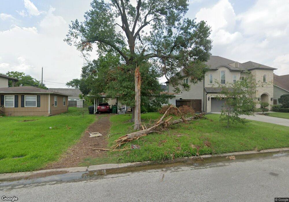 1738 Du Barry Ln, Houston, TX 77018 - photo 1