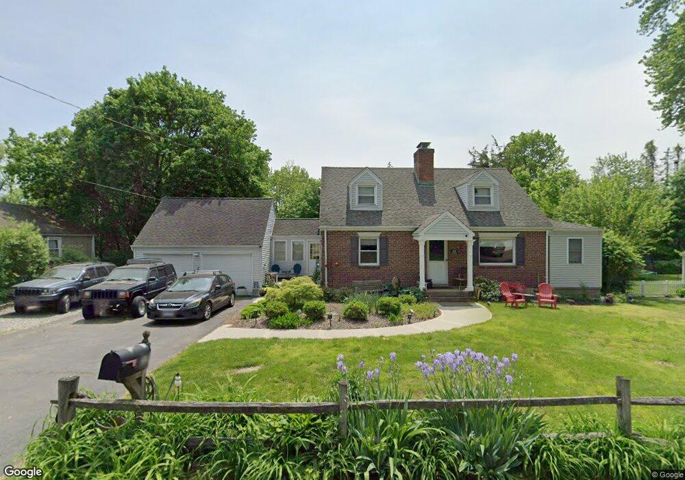 22 Laurel St, Trumbull, CT 06611 - photo 1