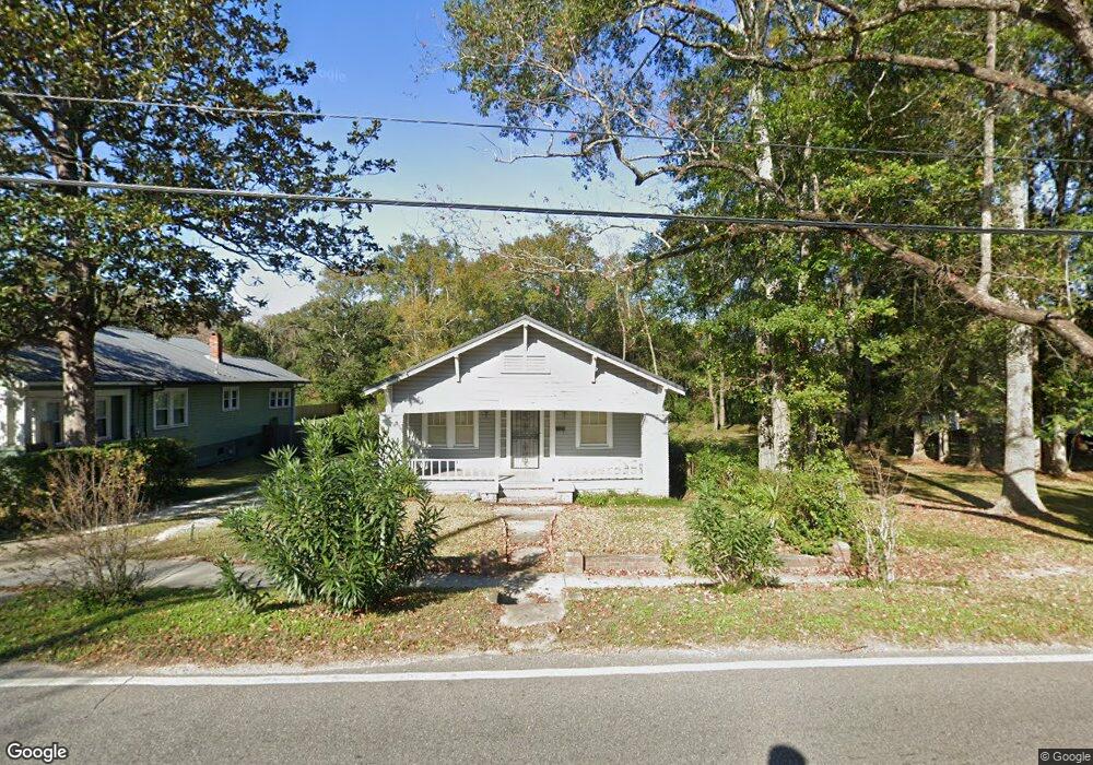 2006 Old Shell Rd, Mobile, AL 36607 - photo 1