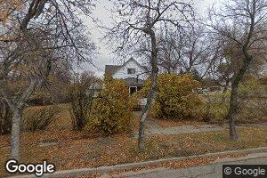 511 1st St SE, Crosby, ND 58730