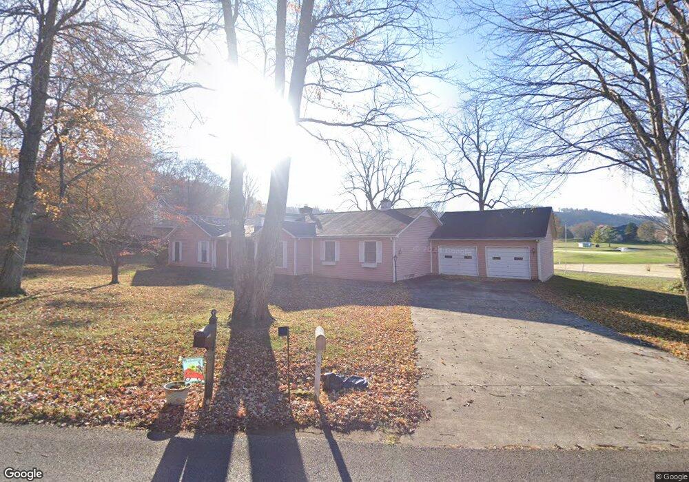 1205 N Plantation Dr, Cookeville, TN 38506 - photo 1