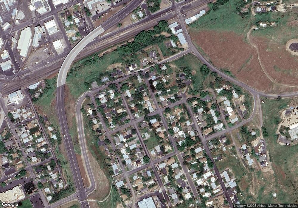 621 SE 8th St, Pendleton, OR 97801 - photo 1