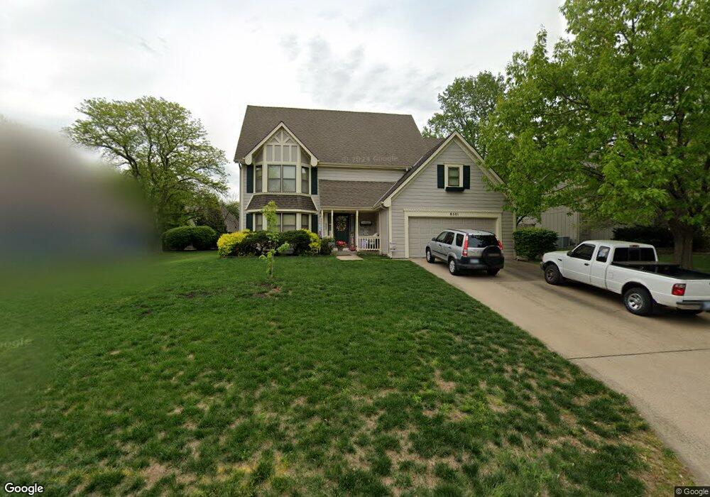 8501 Richards Rd, Lenexa, KS 66215 - photo 1