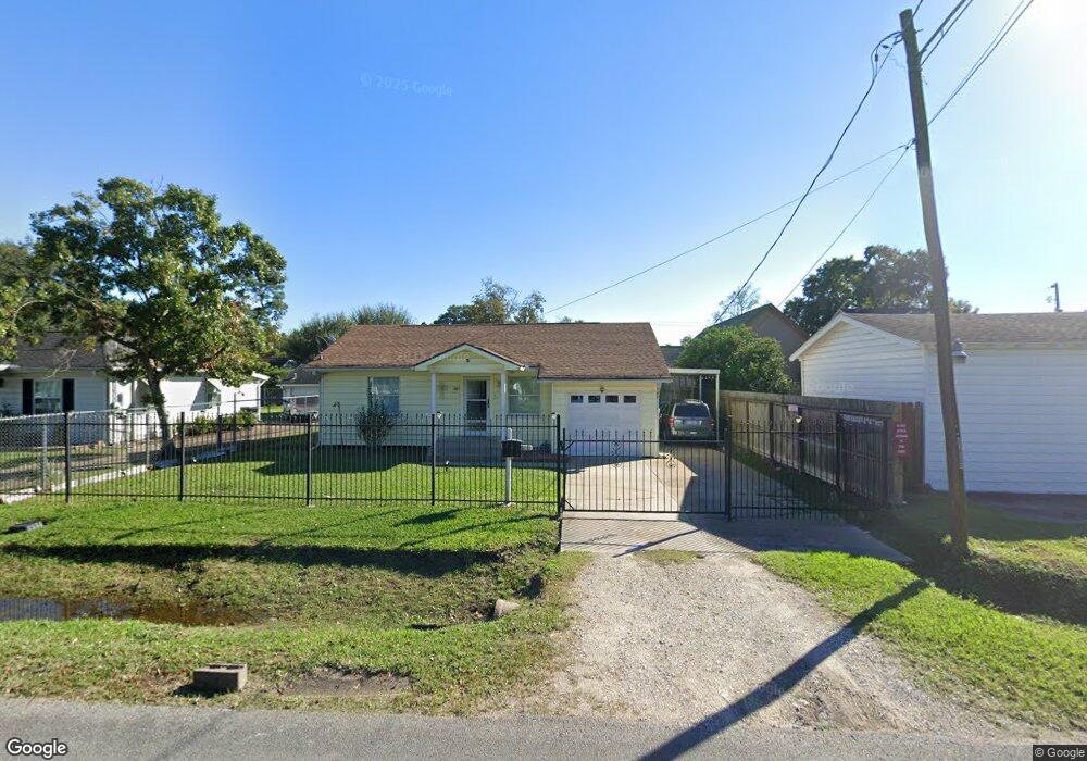 610 Frisco St, Houston, TX 77022 - photo 1