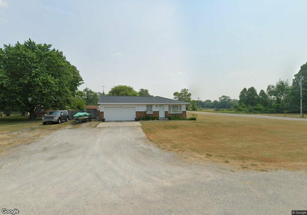 7020 N Pinetree Ln, Walkerton, IN 46574 - photo 1
