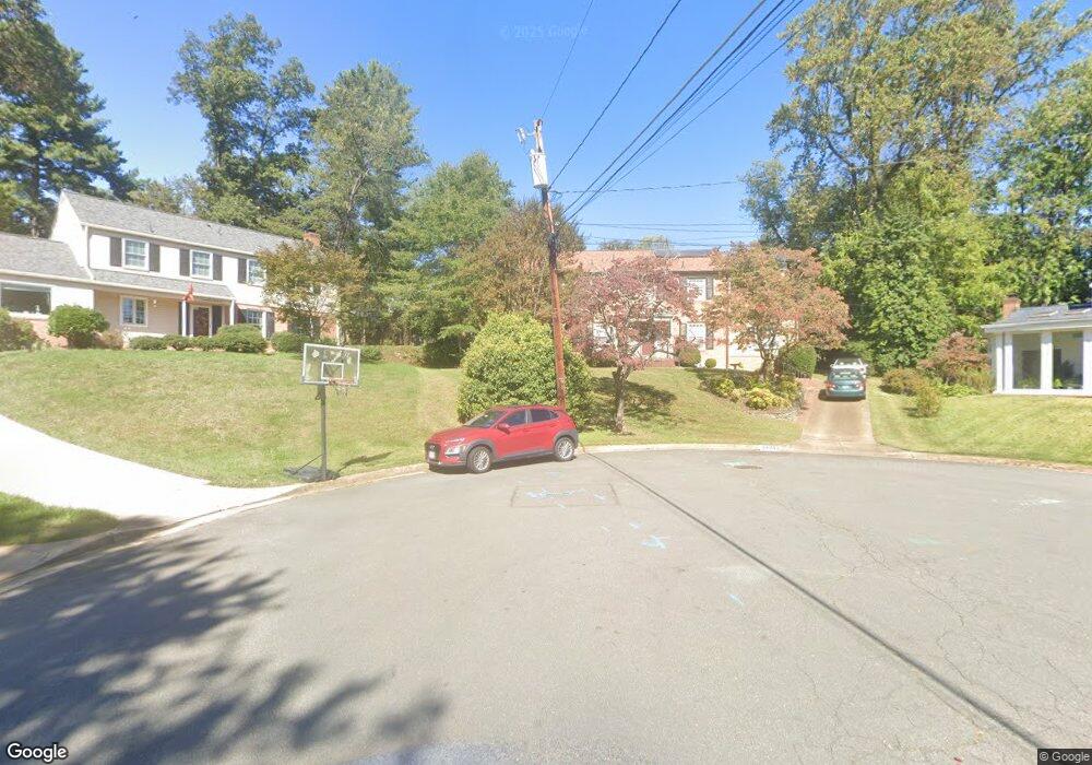 2424 Inglewood Ct, Falls Church, VA 22043 - photo 1