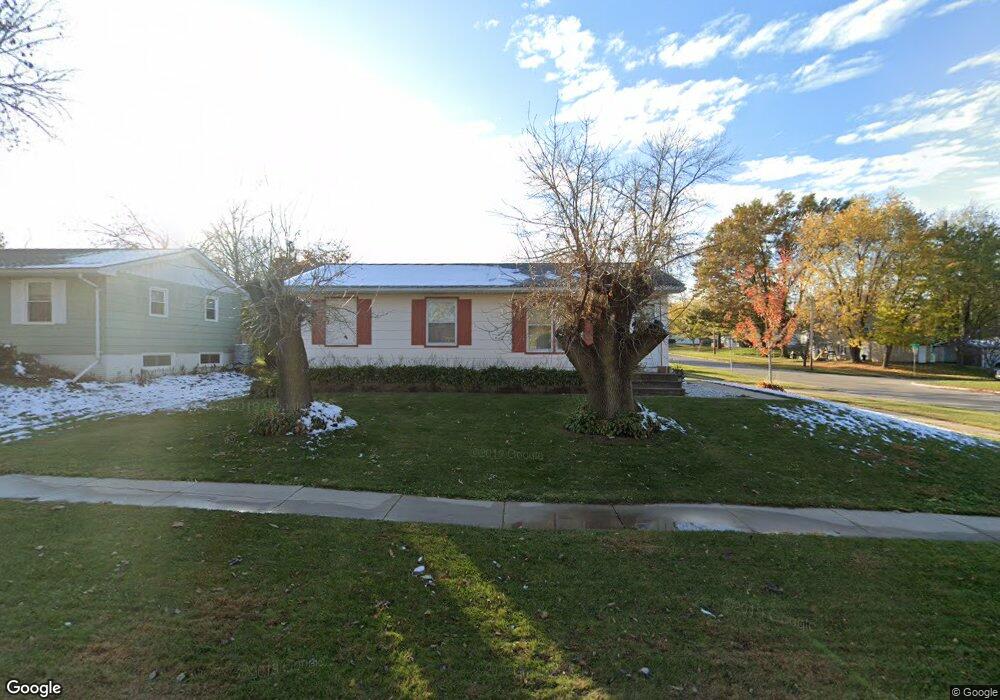 1000 Valley Park St, Marion, IA 52302 - photo 1