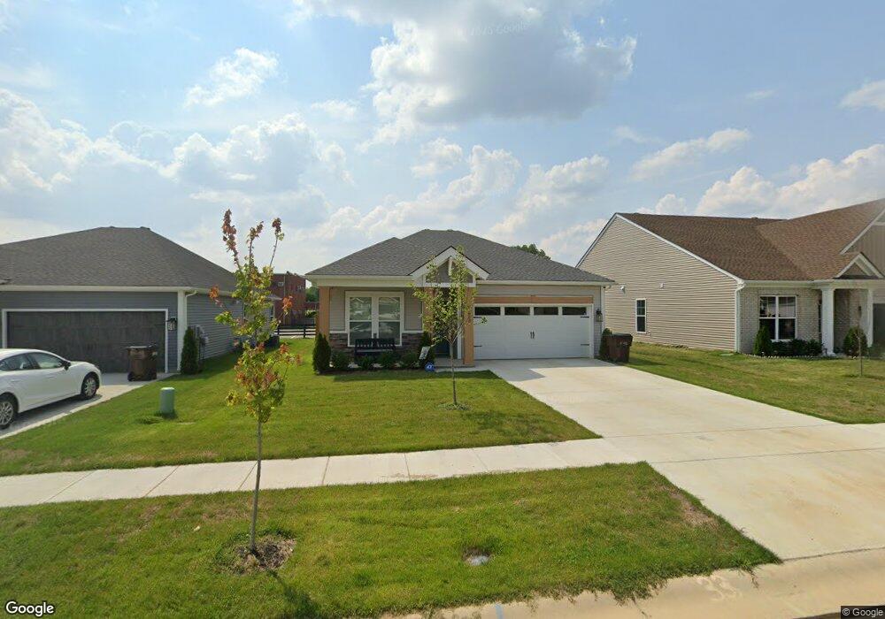 6526 Oak Village Dr, Louisville, KY 40228 - photo 1
