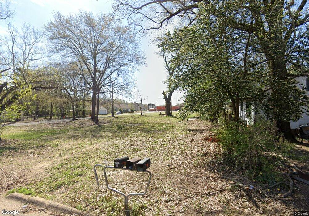 1703 W 14th St, Texarkana, TX 75501 - photo 1