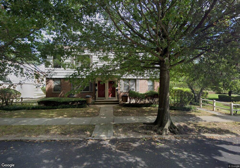 70-21 Park Dr E unit A, Flushing, NY 11367 - photo 1