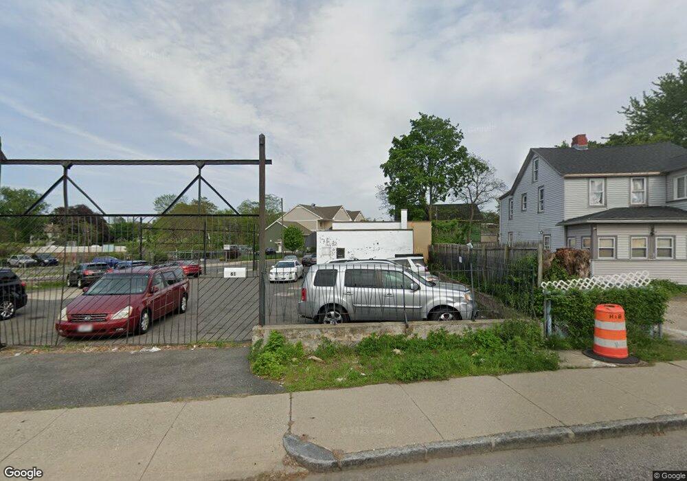 61 Armory St, Springfield, MA 01105 - photo 1