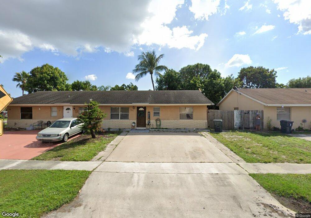 4983 Pimlico Ct, West Palm Beach, FL 33415 - photo 1