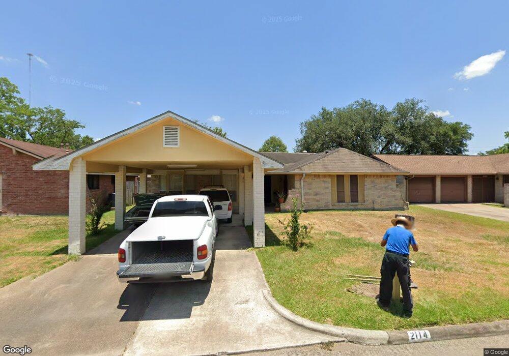 2114 Twinbrooke Dr, Houston, TX 77088 - photo 1
