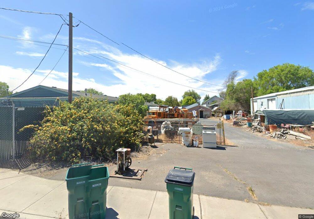 3305 Cannon Ave, Klamath Falls, OR 97603 - photo 1